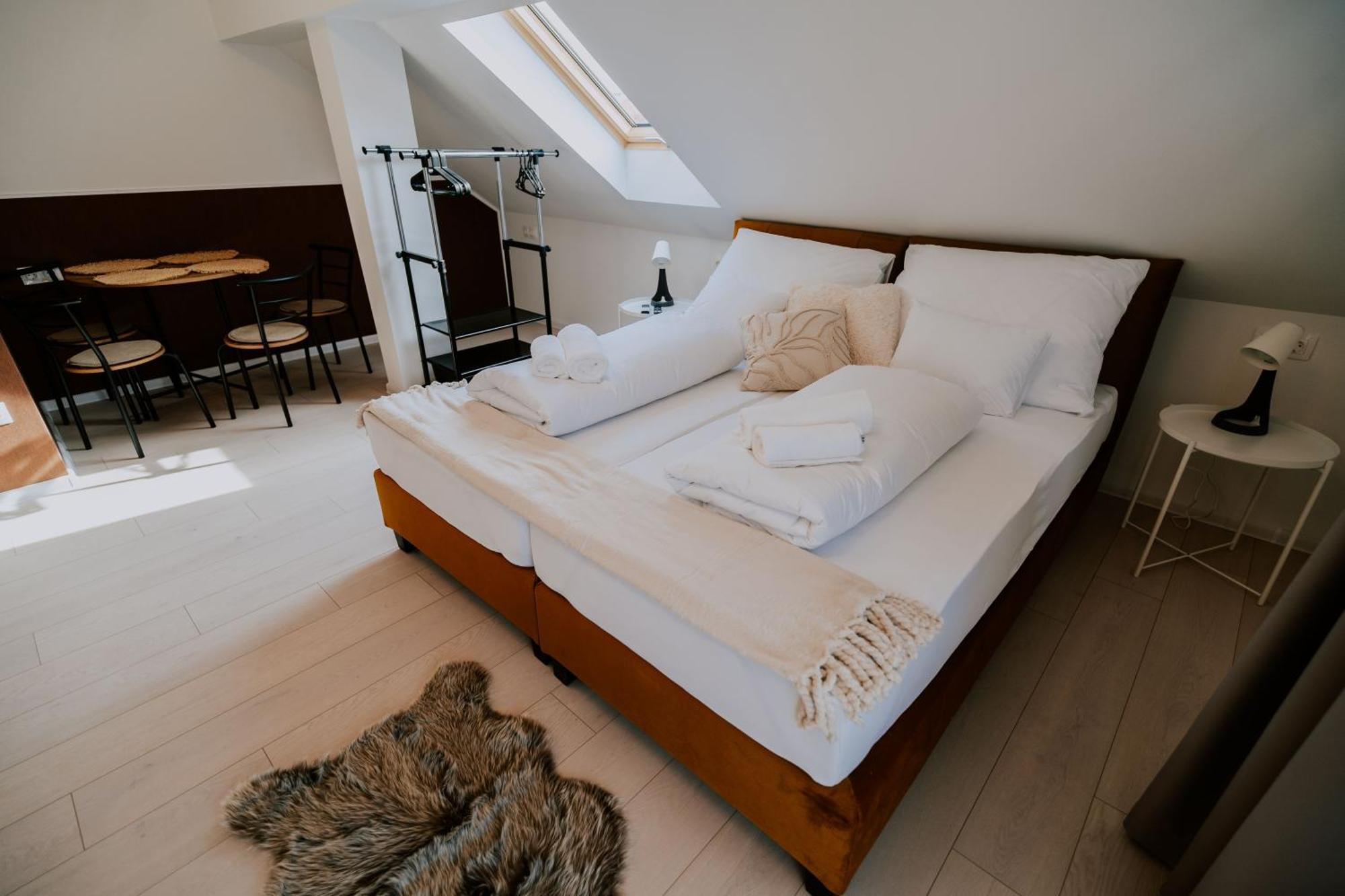Maison De Luxe Szeged Ngoại thất bức ảnh