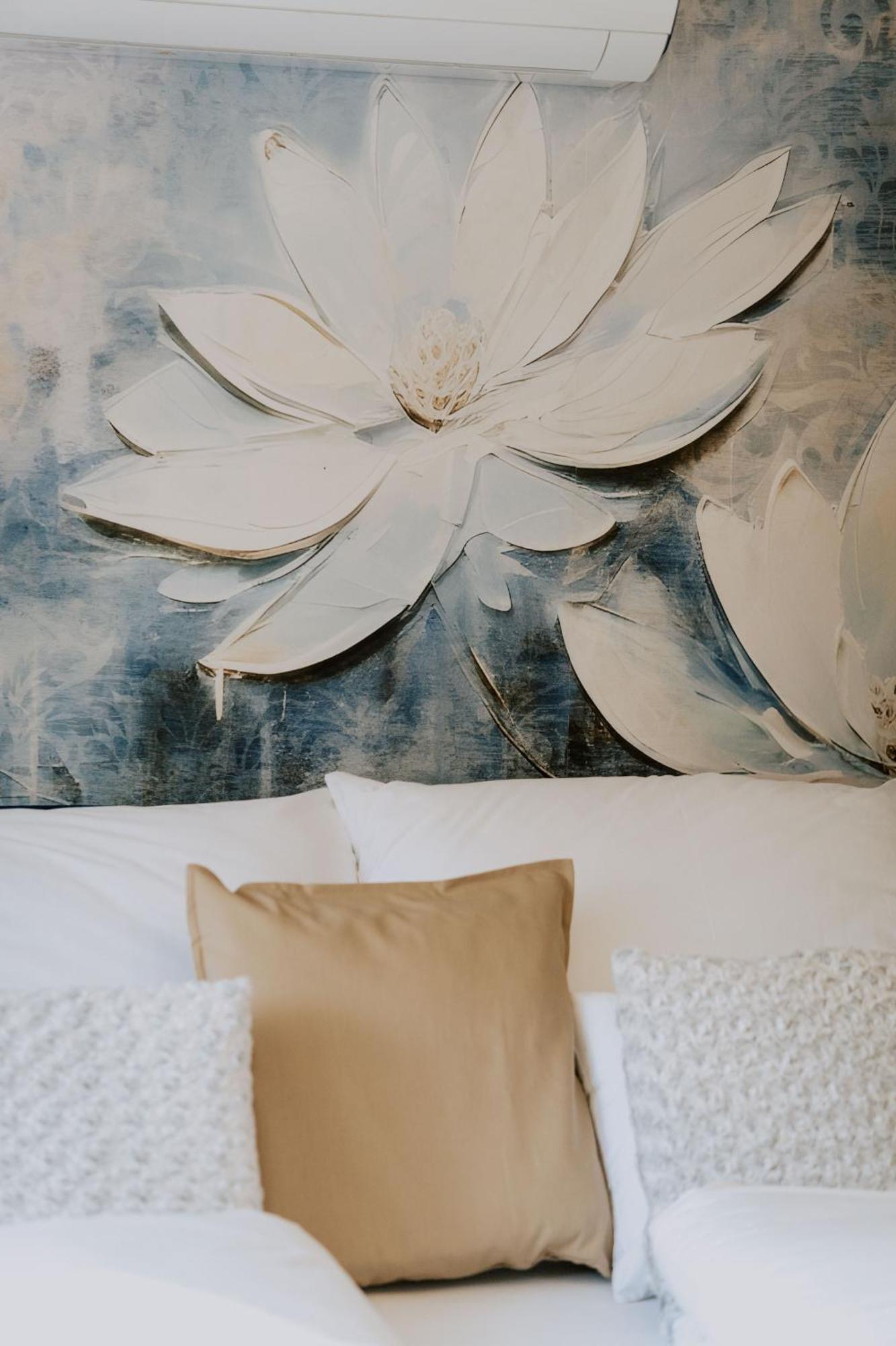 Maison De Luxe Szeged Ngoại thất bức ảnh
